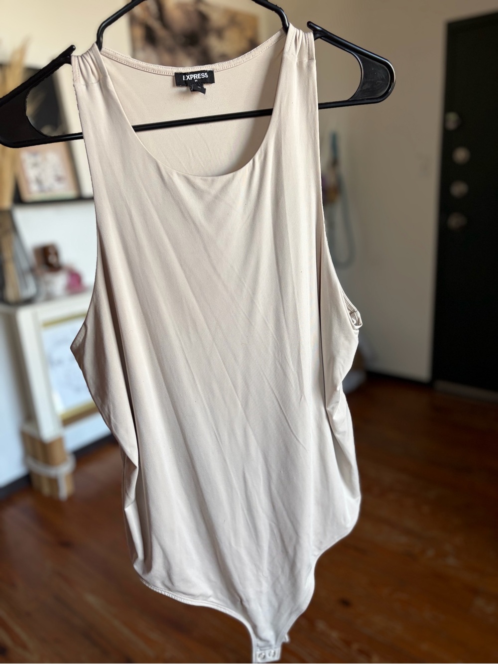 Express Ivory Sleeveless Scoop Neck Bodysuit XL
